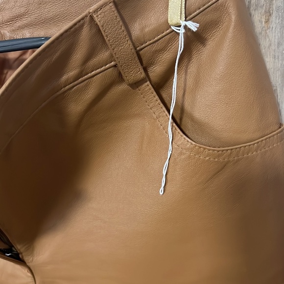 Tower hill leather high waisted pants, size 10T - Picture 4 of 4